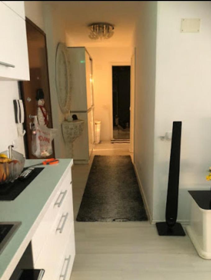 Lovely 2 Bedroom Condo In Gjilan. Exterior foto